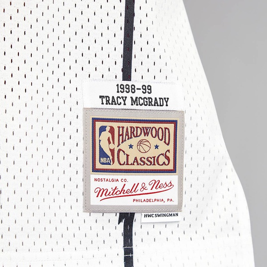 TRACY MCGRADY TORONTO RAPTORS MITCHELL AND NESS NBA HARDWOOD CLASSIC  SWINGMAN JERSEY- MENS WHITE