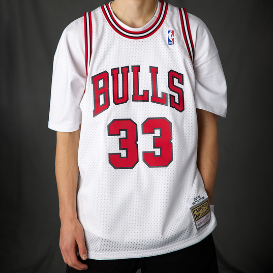Mitchell & Ness Nba Chicago Bulls 'scottie Pippen' Swingman Jersey