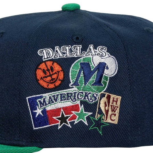 NBA HARDWOOD CLASSICS DALLAS MAVERICKS PATCH OVERLOAD SNAPBACK CAP  large numero dellimmagine {1}