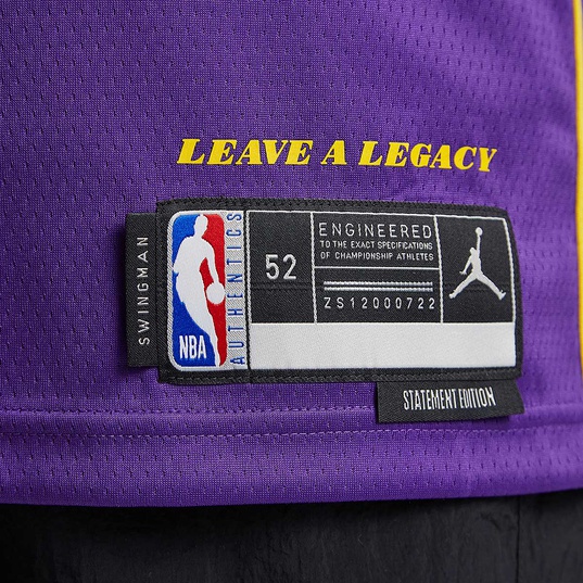 LeBron James Los Angeles Lakers Statement Edition Camiseta Jordan Dri-FIT  NBA Swingman - Niño. Nike ES
