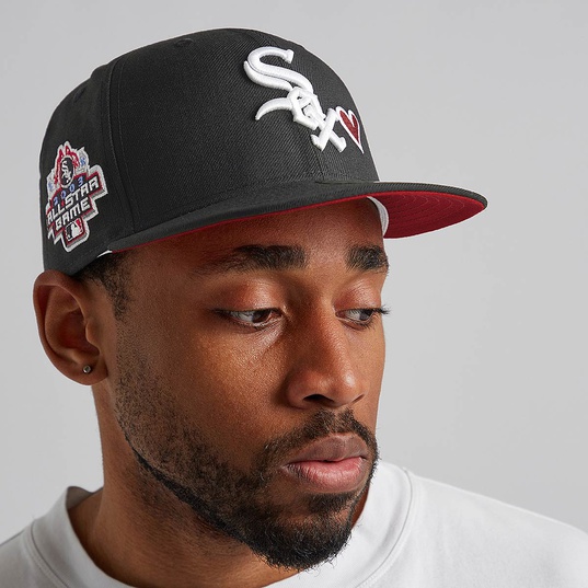 New Era 59FIFTY MLB Chicago White Sox Team Heart Fitted Hat 7 3/4