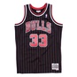NBA CHICAGO BULLS 1995-96 SWINGMAN JERSEY  SCOTTIE PIPPEN  large image number 1