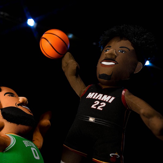 NBA Miami Heat Plush Toy Jimmy Butler 25cm  large numero dellimmagine {1}
