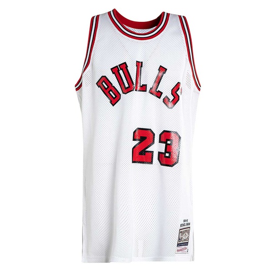 chicago bulls jersey number 23