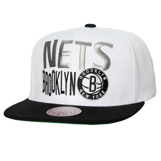 NBA BROOKLYN NETS TOSS UP SNAPBACK CAP