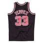 NBA CHICAGO BULLS 1995-96 SWINGMAN JERSEY  SCOTTIE PIPPEN  large image number 2