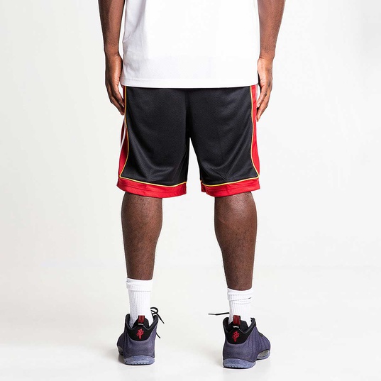 Nike Miami Heat City Swingman Shorts in Black for Men