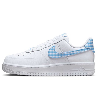 nike WMNS AIR FORCE 1 07 ESSENTIAL PICKNICK WHITE UNIVERSITY BLUE 1