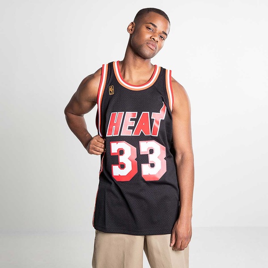 Mitchell & Ness Nicky Jam x MN Miami Heat Swingman Jersey Men Jerseys Black in Size:M