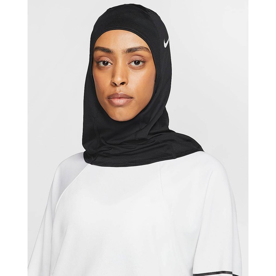 ☆ Buy the Nike Pro Hijab 2.0 right | KICKZ