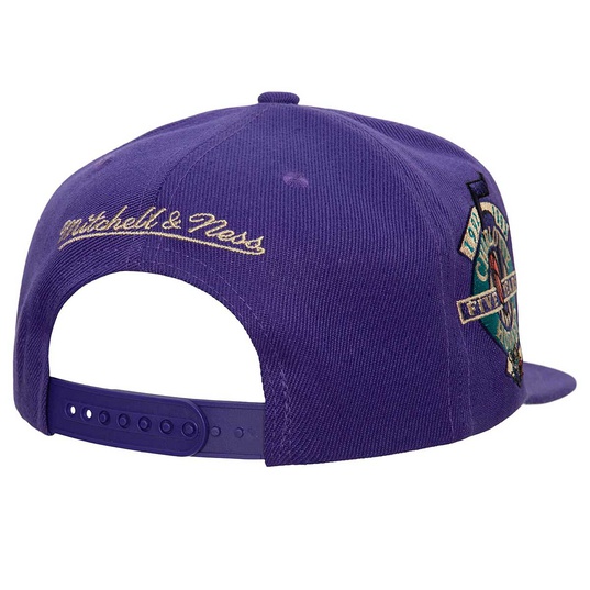NBA CHARLOTTE HORNETS WITH LOVE SNAPBACK CAP  large image number 2