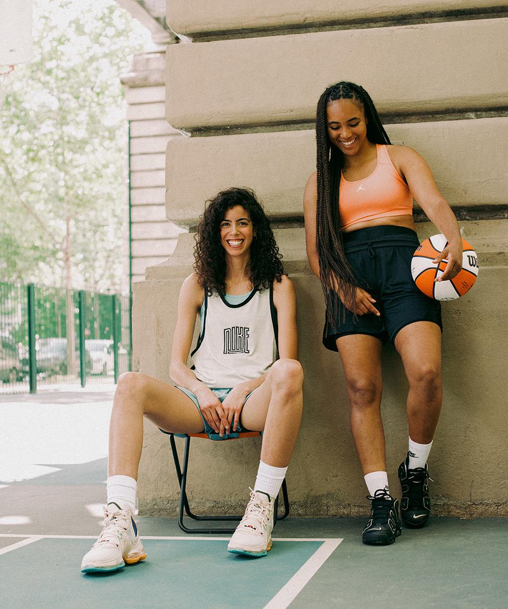 Chaymaa and Laura from the Le Basket C'est Nous Paris Shoot