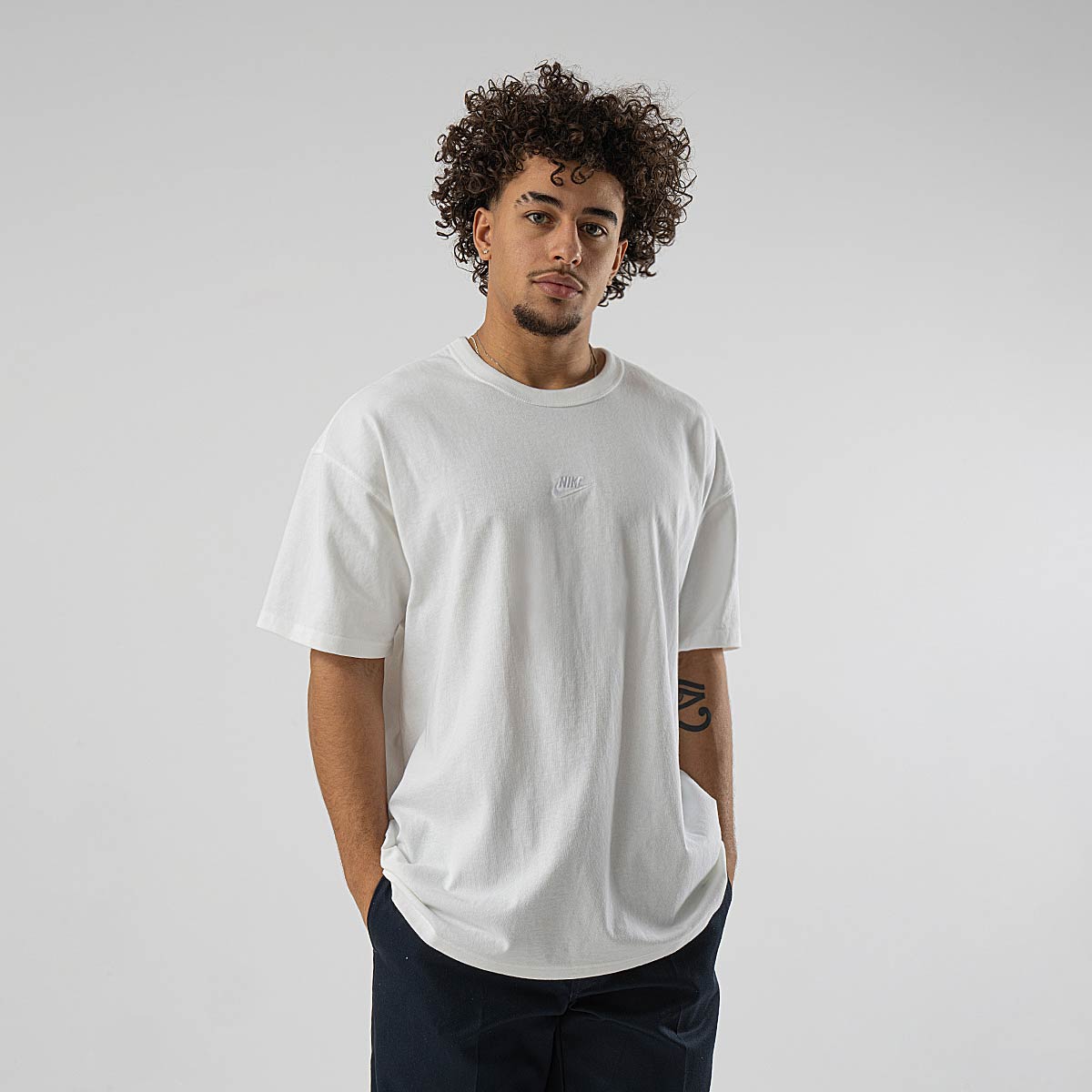 Nike Nsw Premium Essential T-shirt, White// 2XL